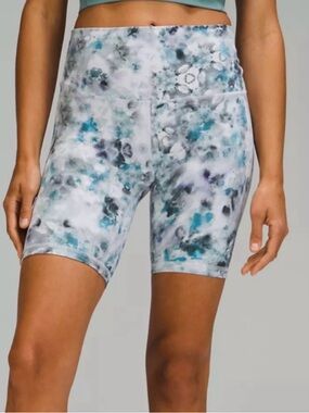 NWT Lululemon align 6” Printed Bike Shorts
